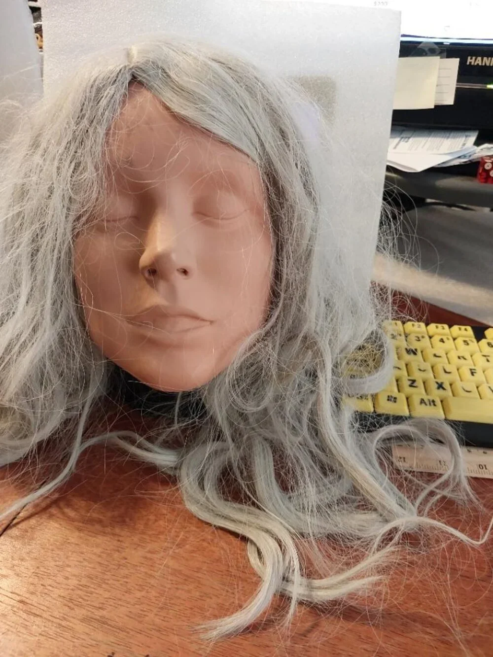 NEW ! Women Curly Wig Long 26 Inch White & Gray